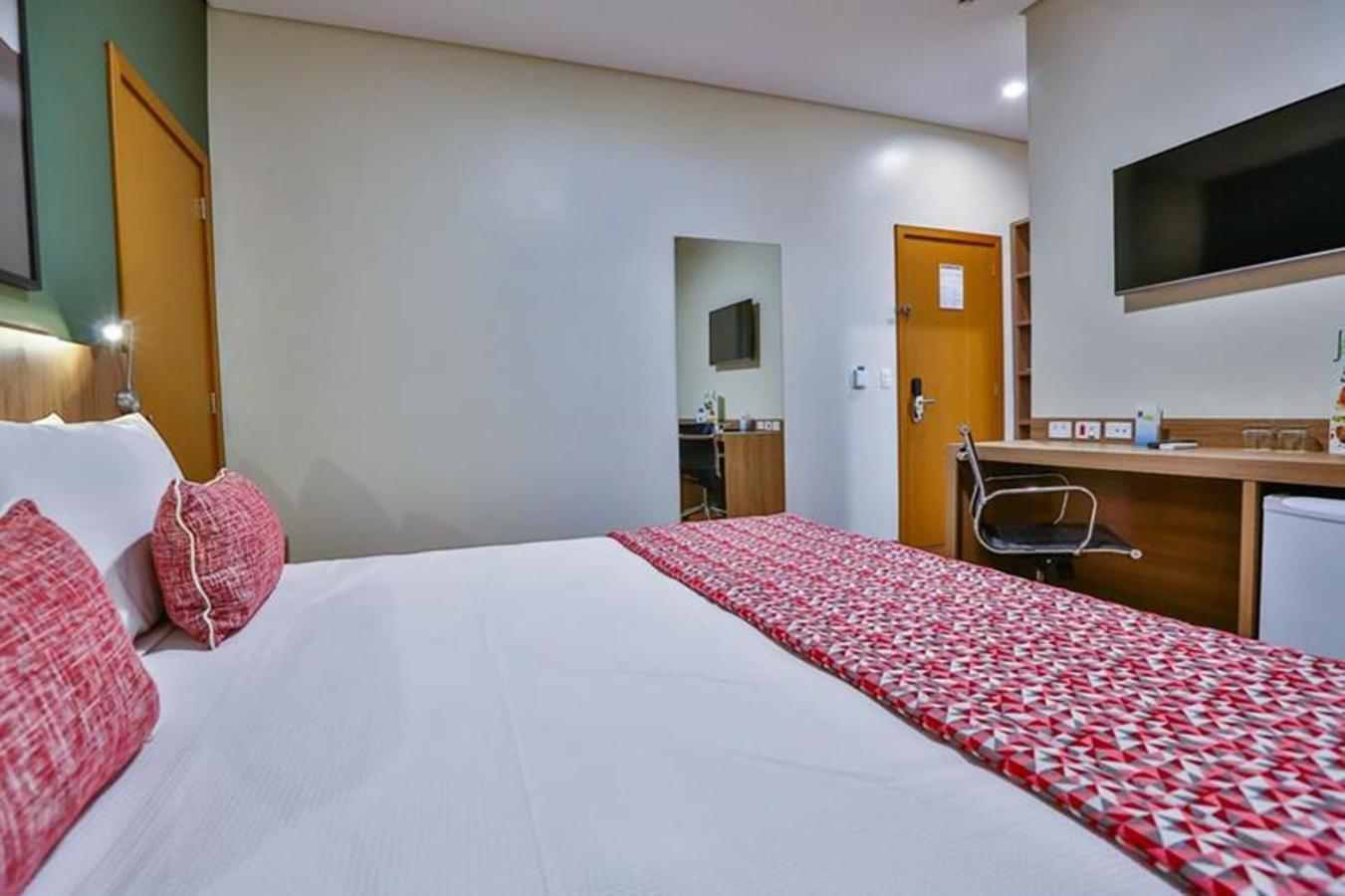 Comfort Mogi Guacu Екстер'єр фото